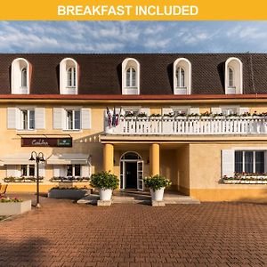 Prague Hotel Carl Inn restaurant&Free Parking
